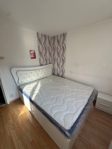 Dorobanti, Perla, metrou, decomandat,