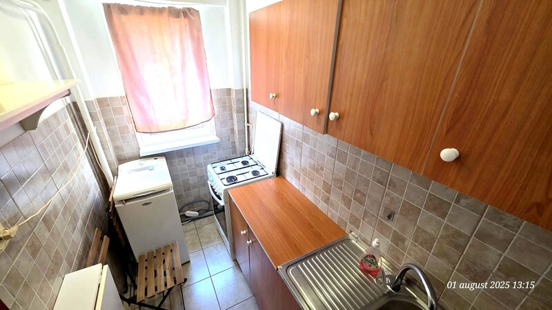 Dorobanti, Perla, metrou, decomandat,